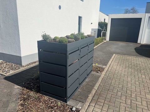 Mülltonnenbox Dagobert 3er mit Pflanzdach in Anthrazit für 120 Liter Tonnen