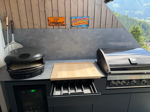 Outdoorküche in Anthrazit mit Pizzaofen und Kühlschrank (Kundenfoto 2)
